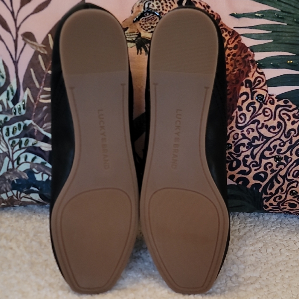 Black Leather Flats for Women - Picture 4 of 11